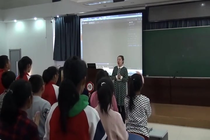 [图]人教版_初中七年级音乐_上册第四单元 神州音韵（一）唱歌黄河船夫曲-杜老师公开优质课教学视频