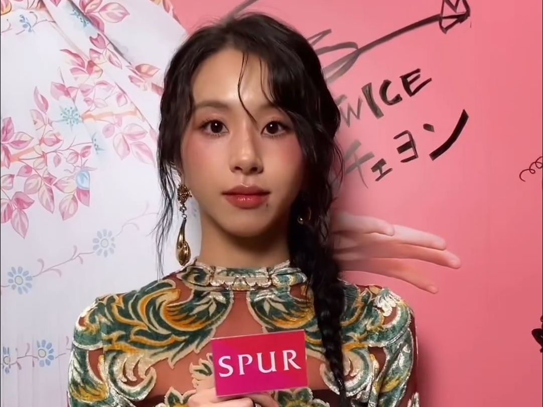 【twice】240308 彩瑛 etro x chaeyoung 照片画廊活动 | spur