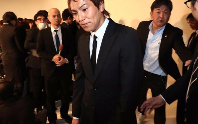 狩野英孝 未成年人事件记者会见