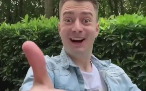 哟哟哟,这不伏拉夫嘛?