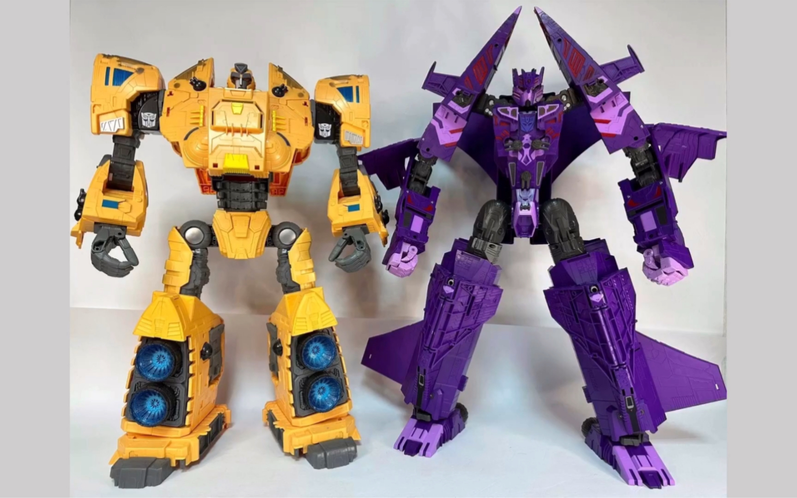 新品实物展示:变形金刚 传世进化 泰坦级 报应号 legacy遗产暴影号