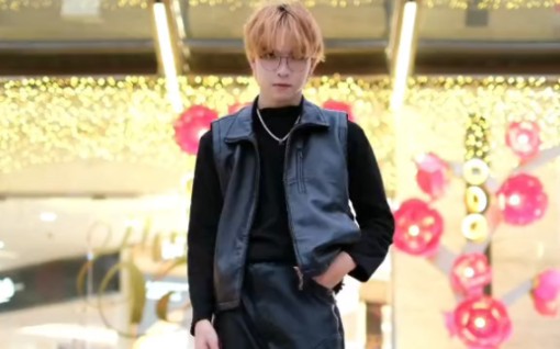 黄头发越南小哥翻跳boystory《alpha》!