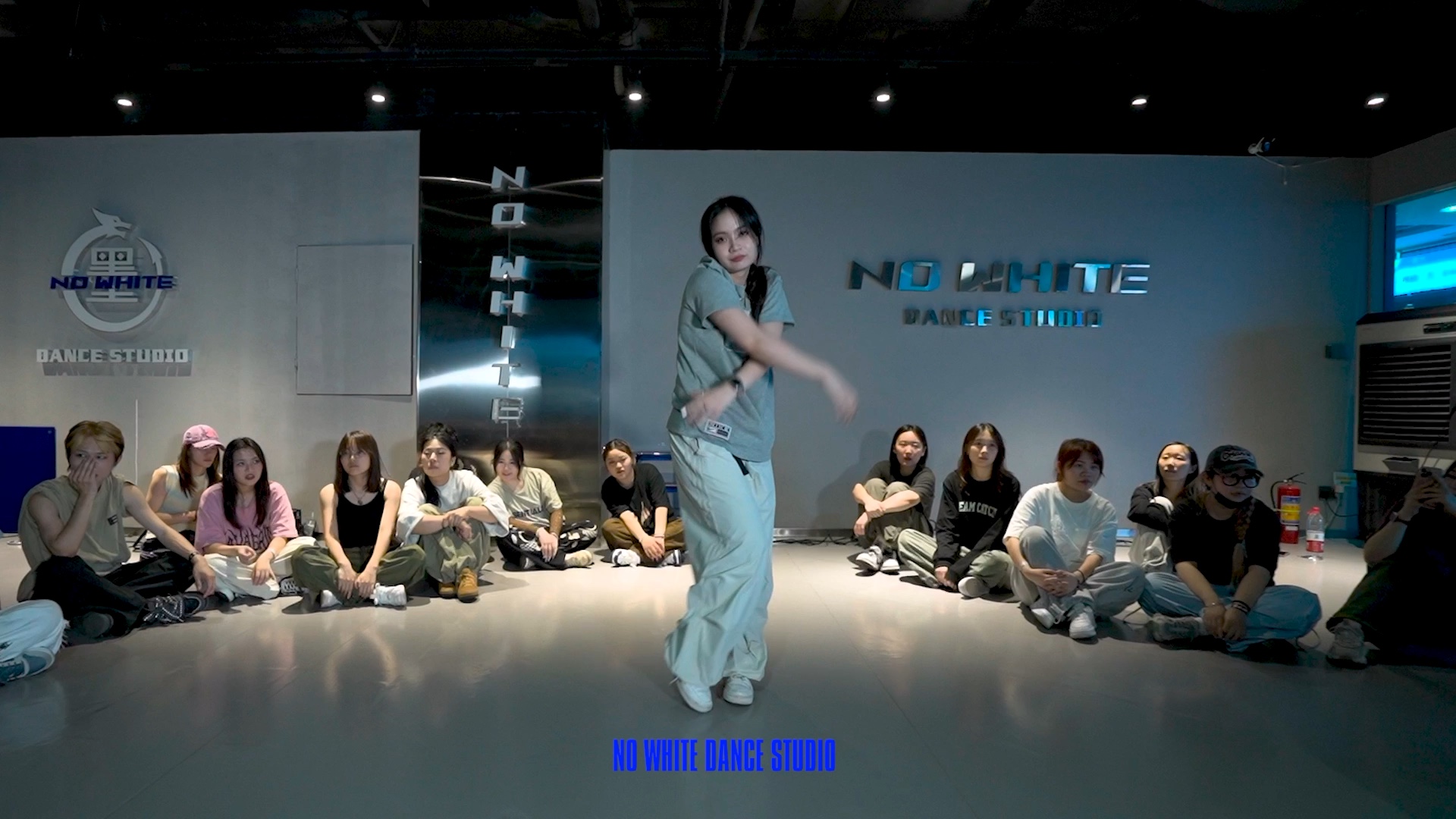 【长沙nowhite墨街舞工作室】#nowhite 五一集训 椰师编的舞简直不要