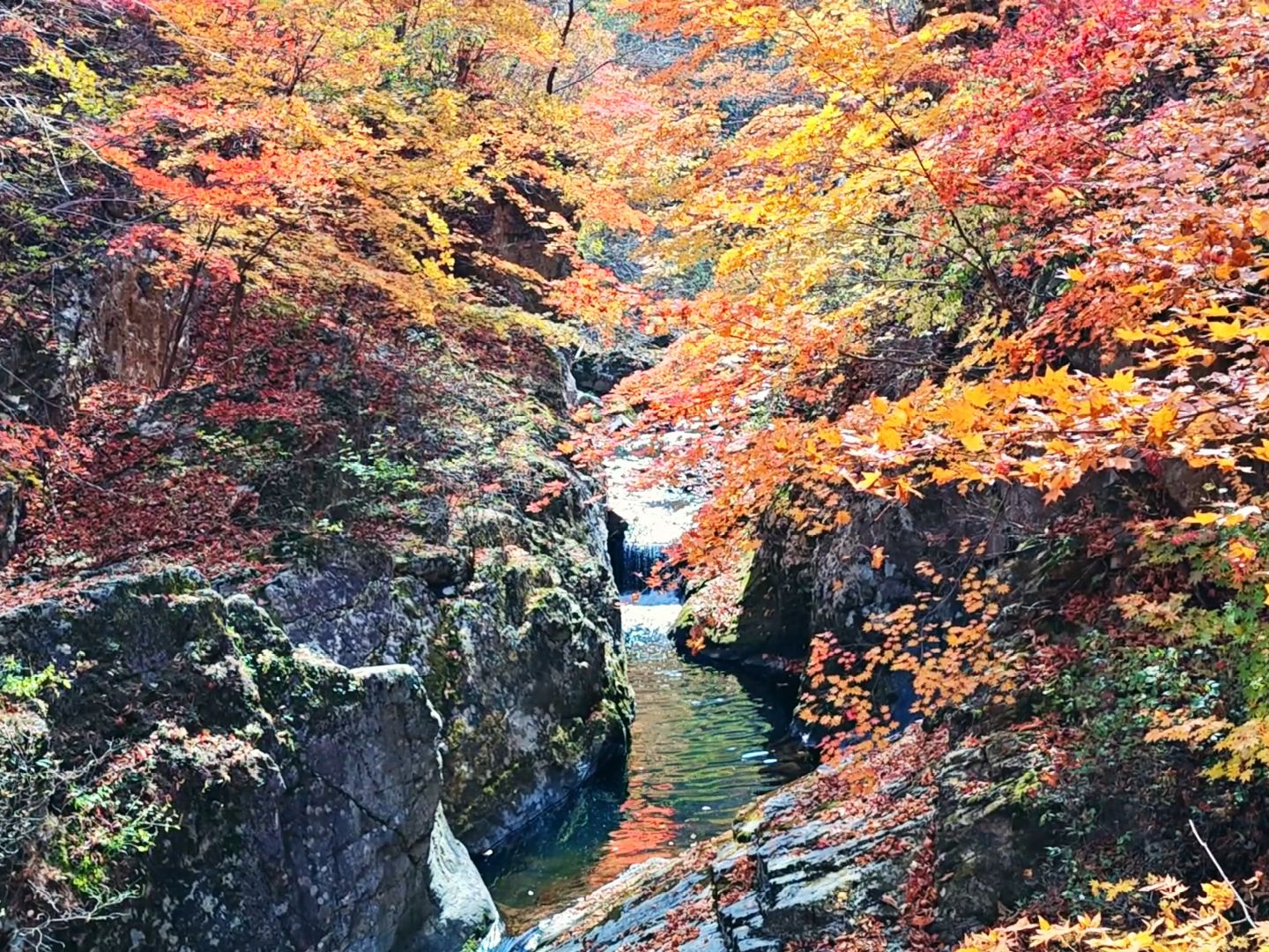 辽宁本溪大石湖