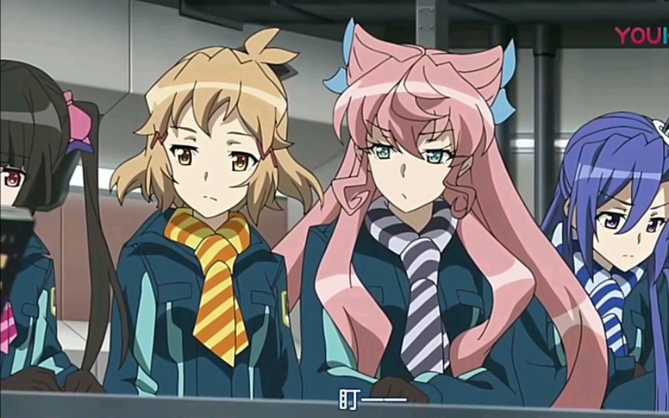 战姬绝唱xv全员盯