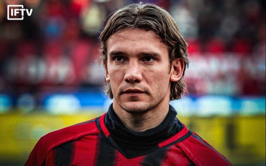 17年前的今天 舍甫琴科意大利超级杯决赛上演完美帽子戏法 米兰3-0