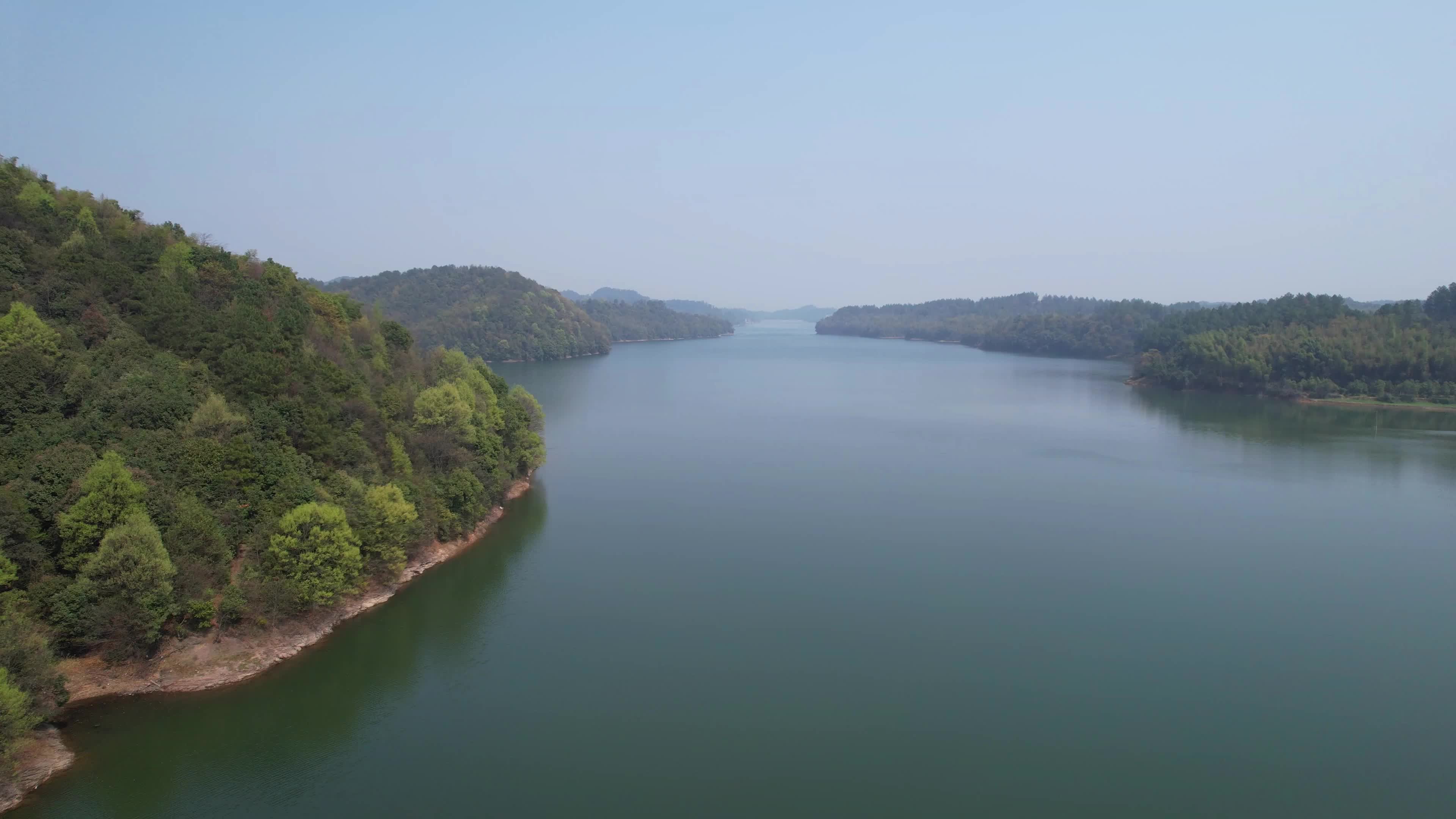 益阳市鱼形山水库航拍大疆air2s