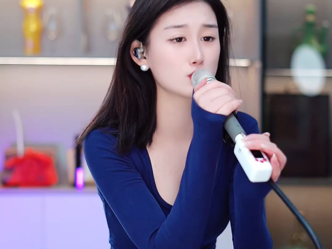 艾乐(能歌善舞)_2024年5月18日0时40分38秒_蓝光