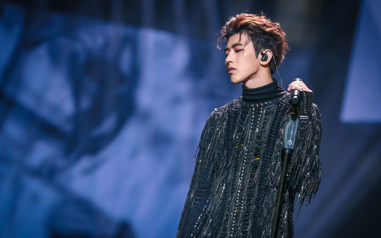 蔡徐坤·《重生》9场混剪·一键换装·为舞台而生