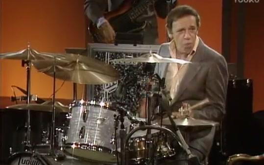 【架子鼓】|鼓王 Buddy Rich 的神级演奏 ——《Bugle Call Rag》哔哩哔哩bilibili