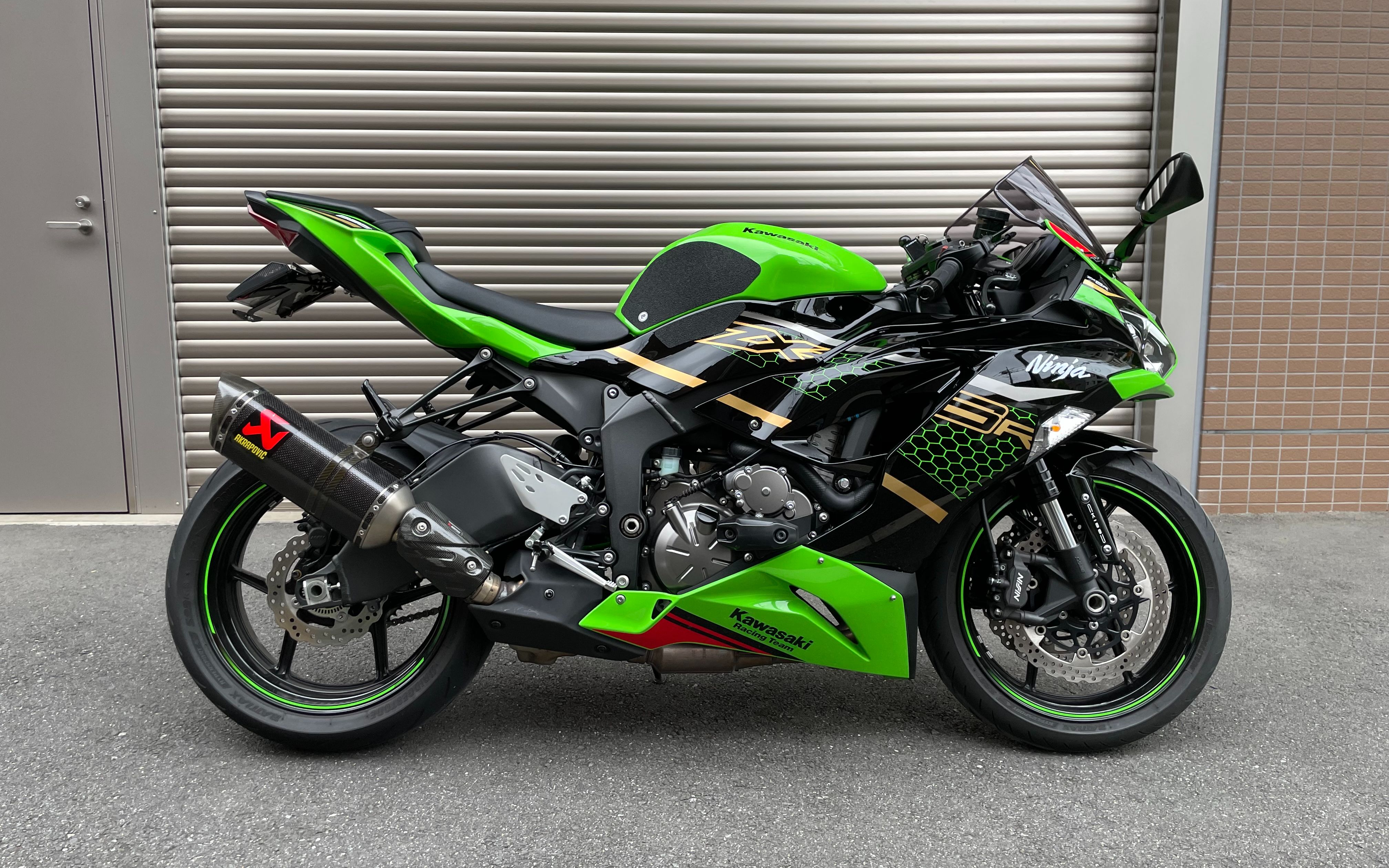 川崎【zx6r】周末和朋友们愉快跑山,sc排气炸上天!