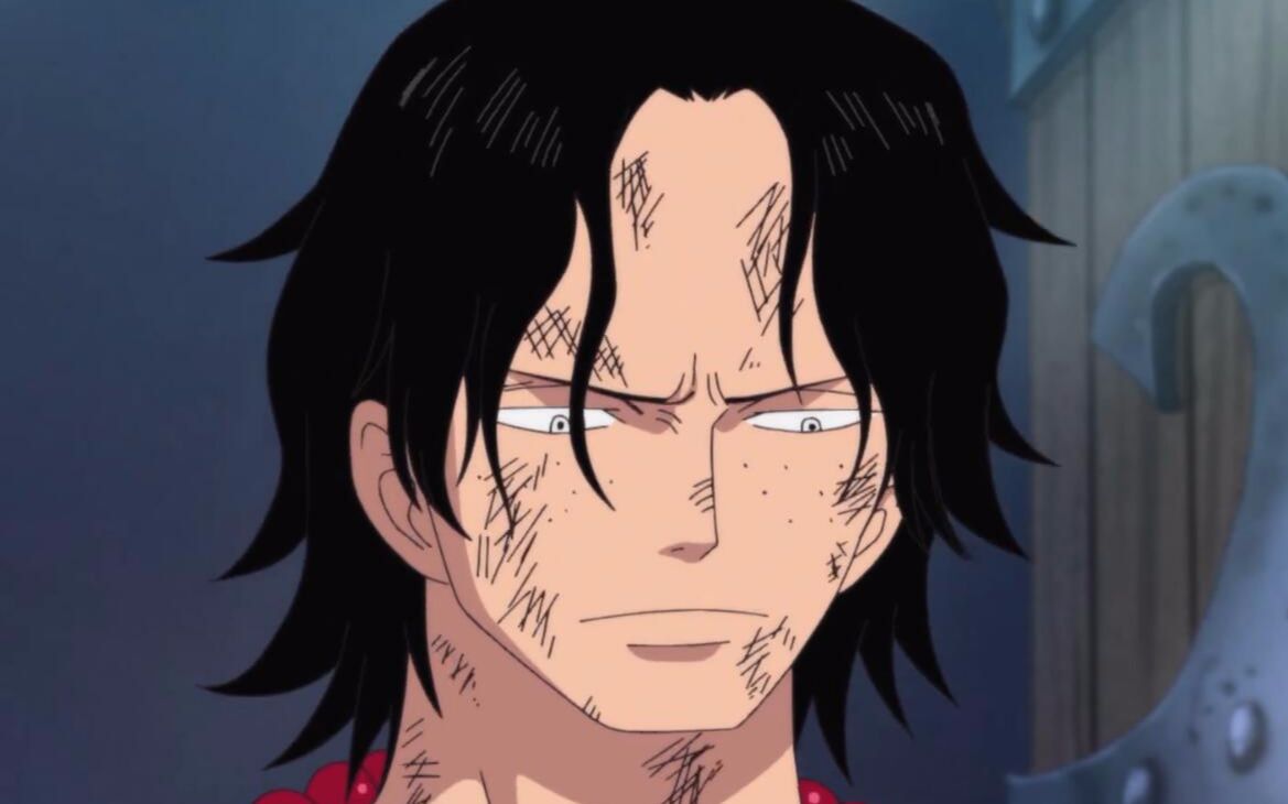 海贼王:生死的搏斗,太阳对抗黑暗,艾斯为什么会输给黑胡子?_哔哩哔哩 