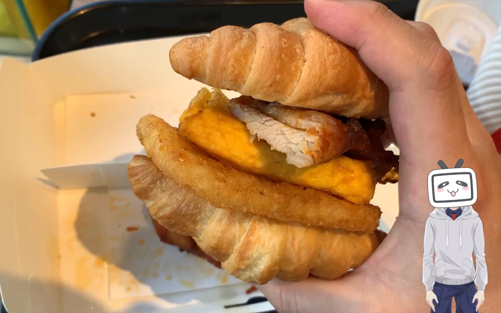 肯德基"新品"可颂汉堡_哔哩哔哩 (゜-゜)つロ 干杯~-bilibili