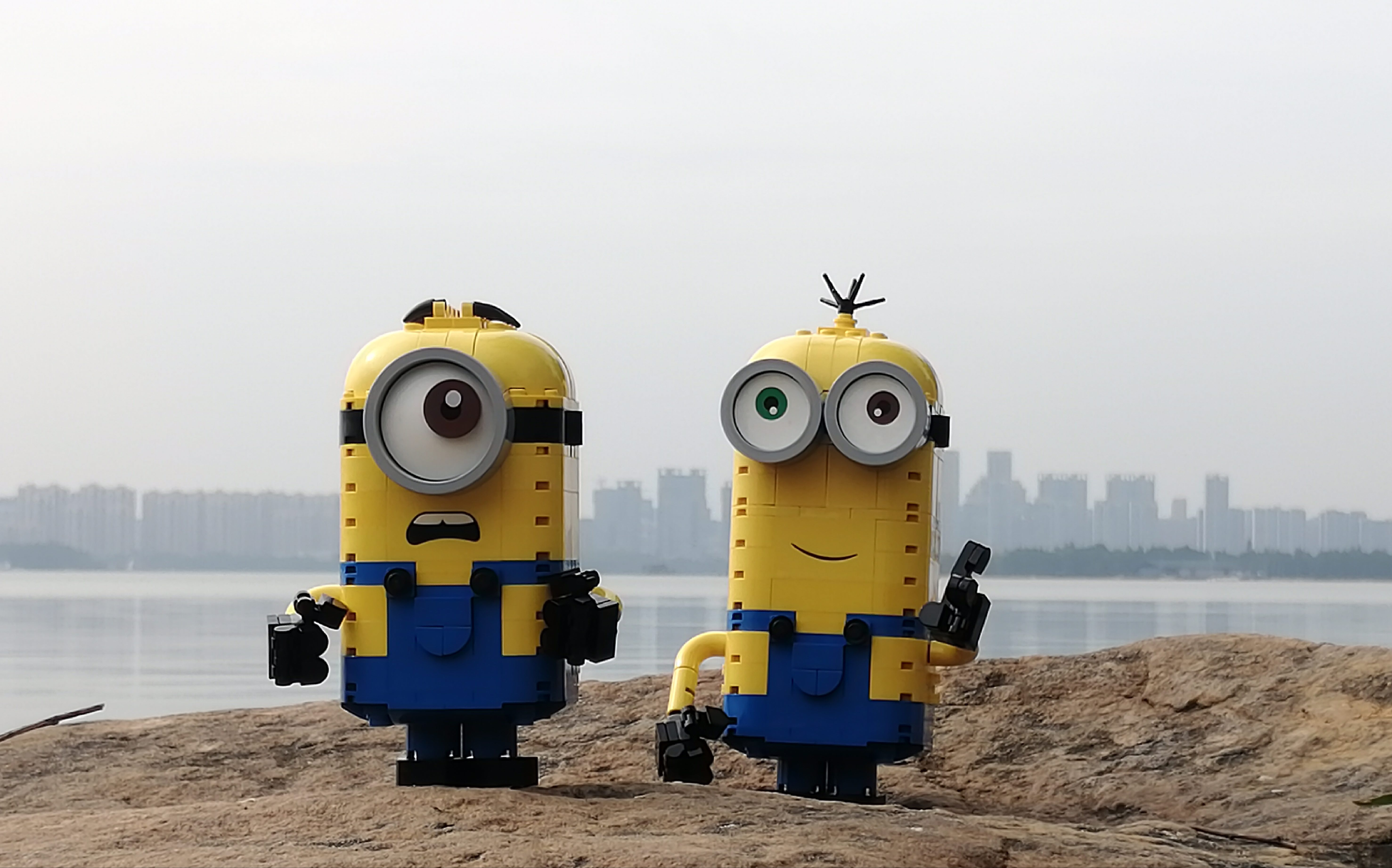 【蛙哥的玩具屋】75551玩变小黄人凯文拼搭测评_哔哩哔哩_bilibili