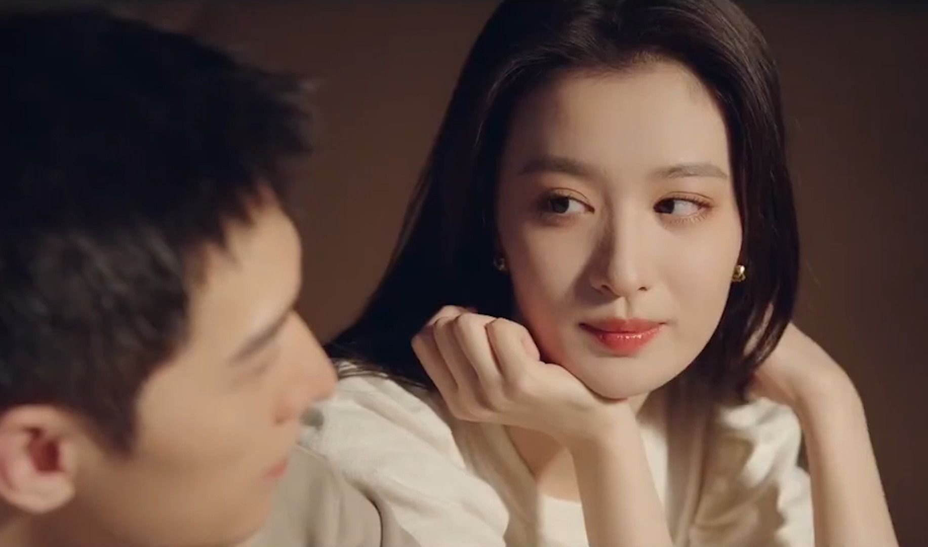 先亲吻后恋爱!我也不想磕的,但是男神实在太会撩了!实力虐狗