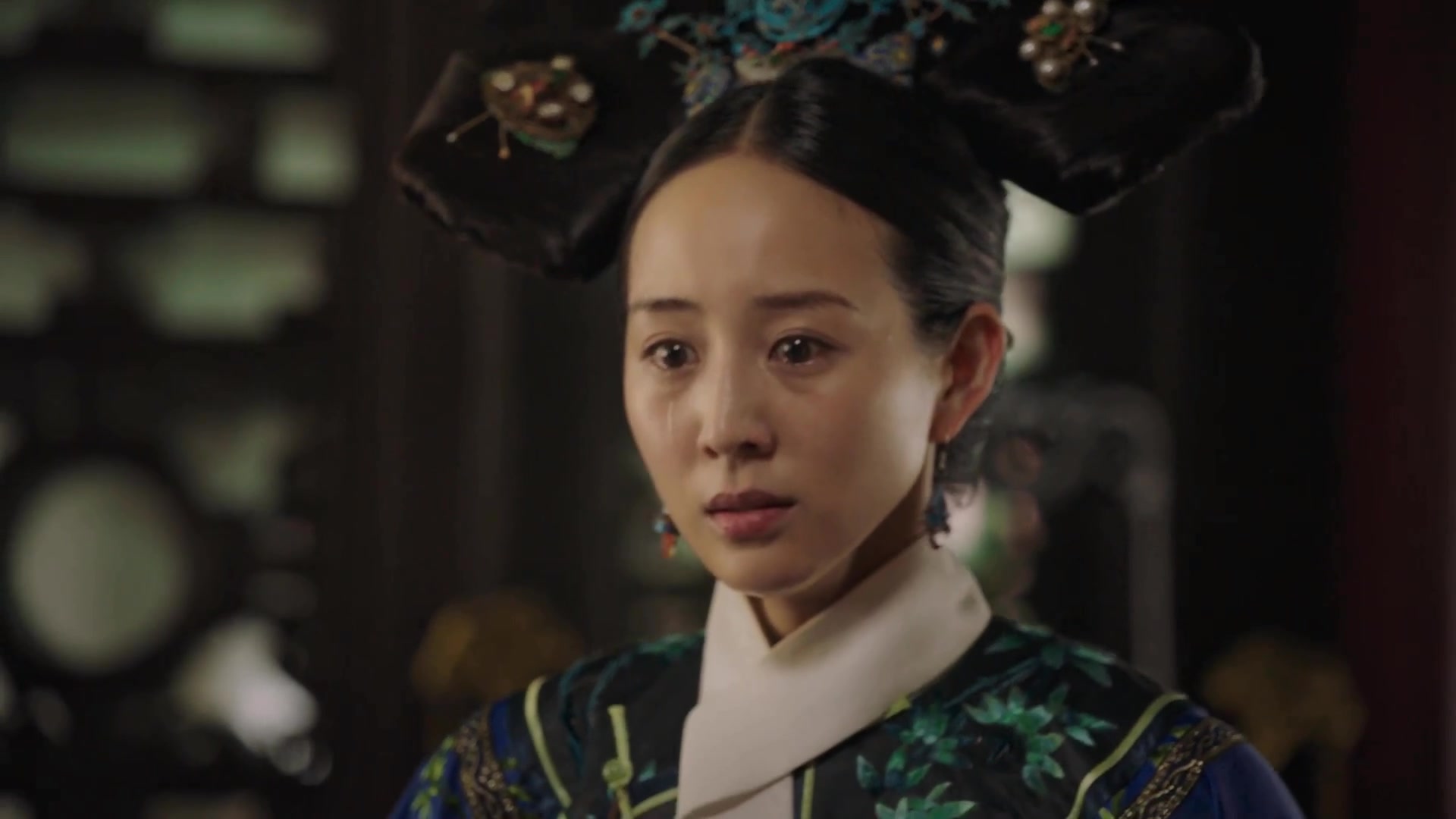 【如懿传】胡芸角服毒自杀