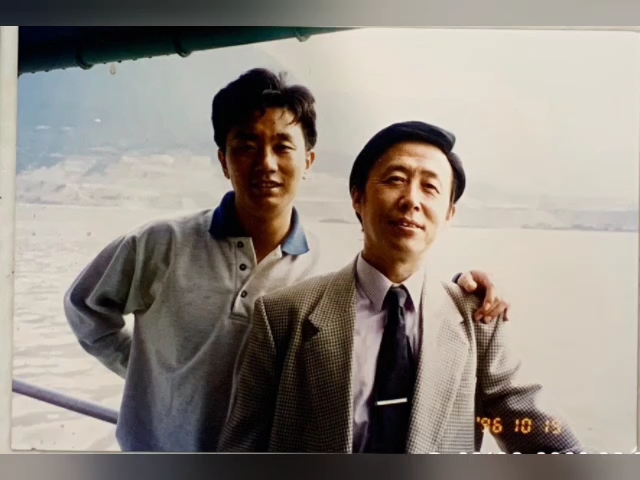 田连元老师当年和含笑的合影