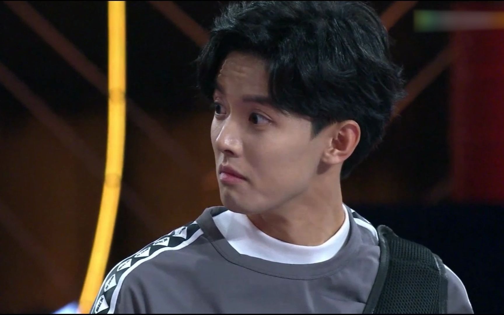 【周峻纬】峻纬这个表情太可爱了,诶?我第一箭脱靶了还赢了?