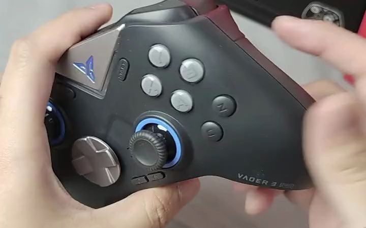 飞智黑武士3pro测评体验 力切换扳机,双霍尔配置,手柄