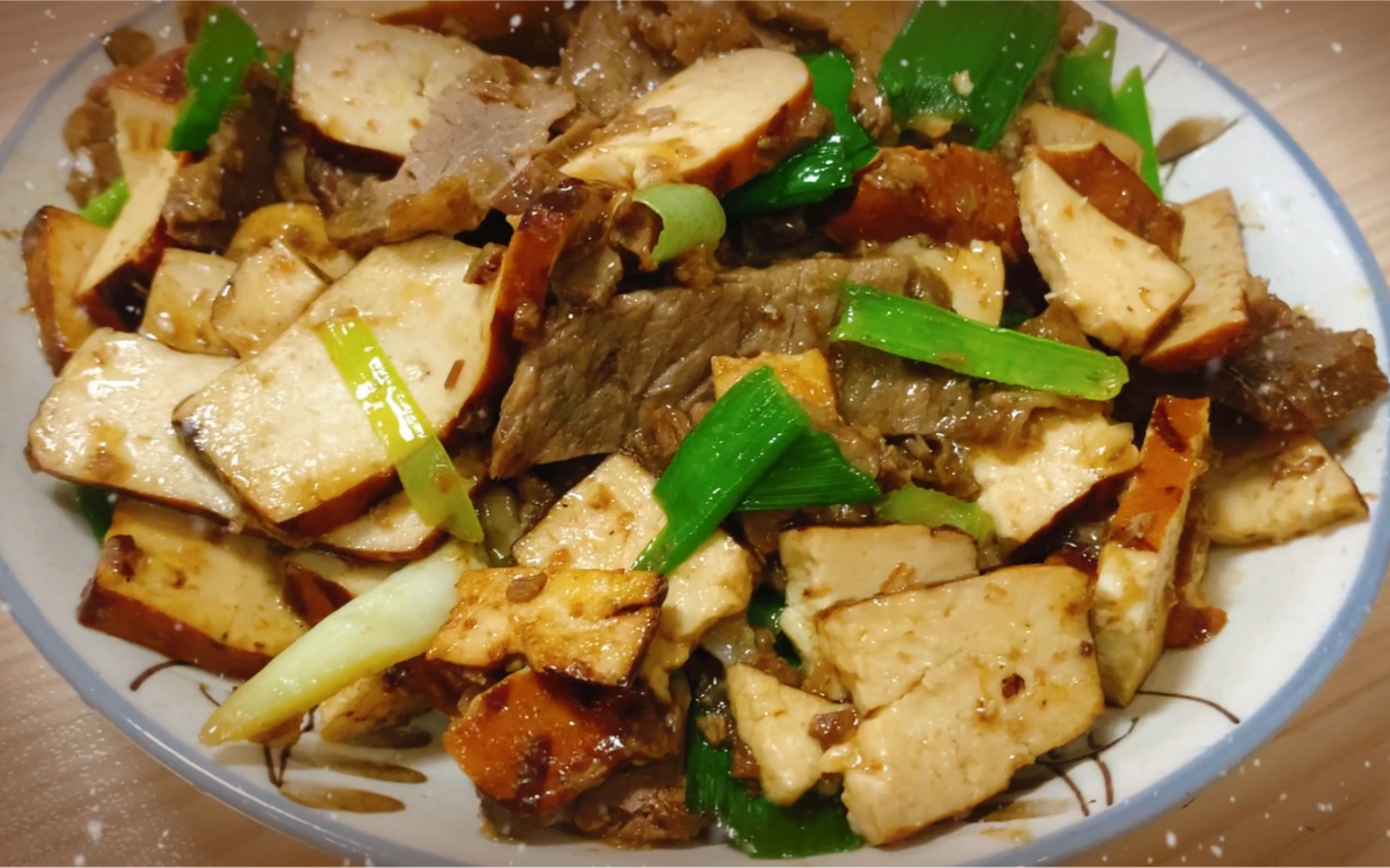 香干大蒜炒牛肉