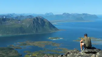 Скачать видео: 在挪威安静徒步10天