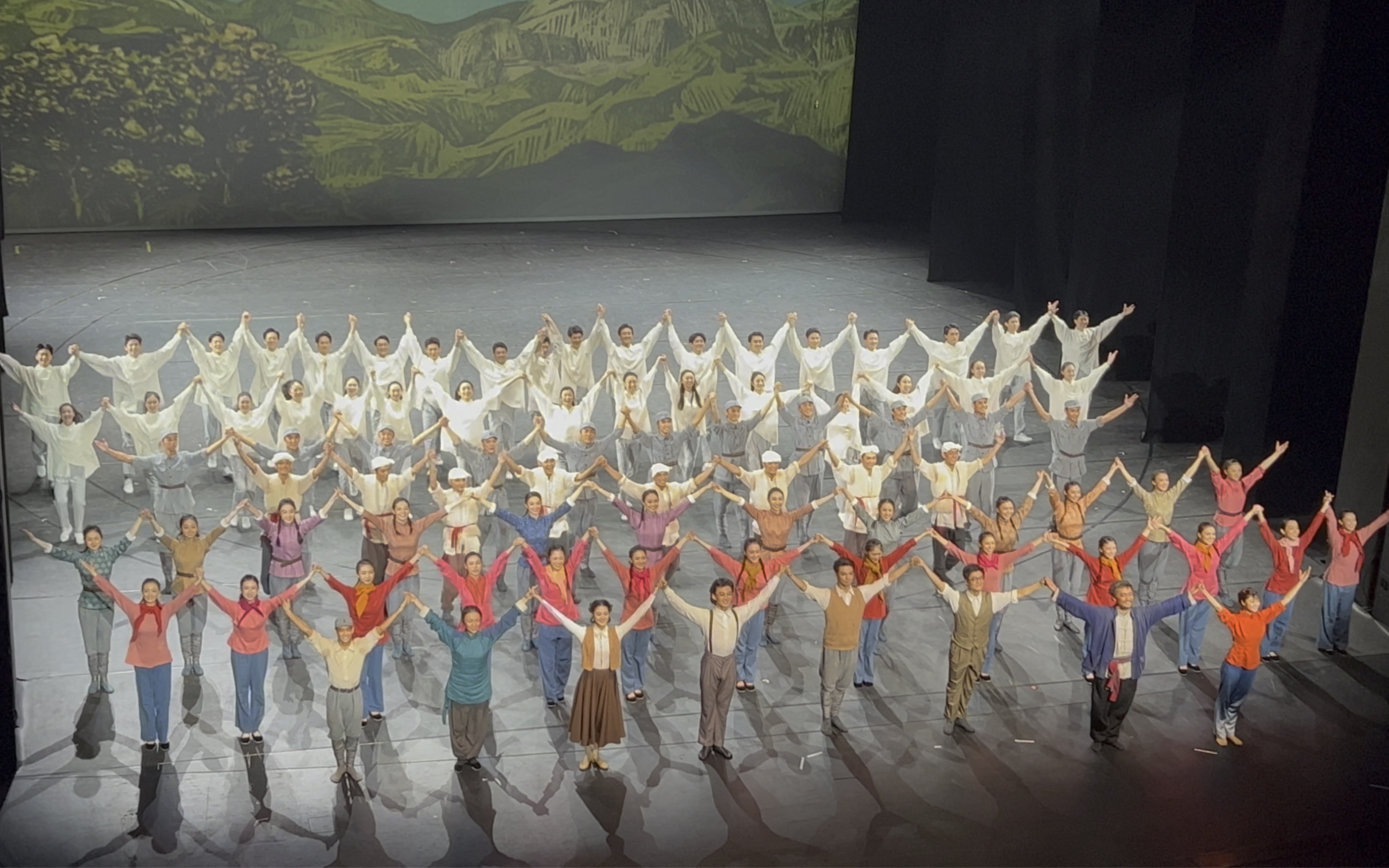 【谢幕】舞剧《杨家岭的春天》-2022.11.06 国家大剧院