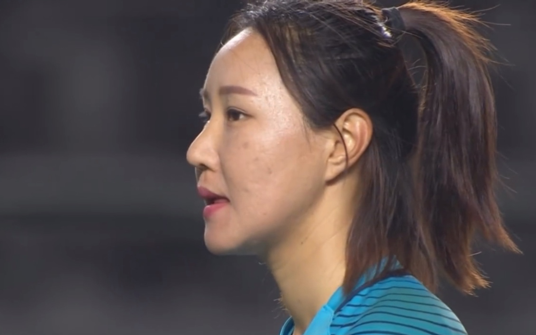 这三个进球有多离谱?看韩国门将金正美的表情就知道了