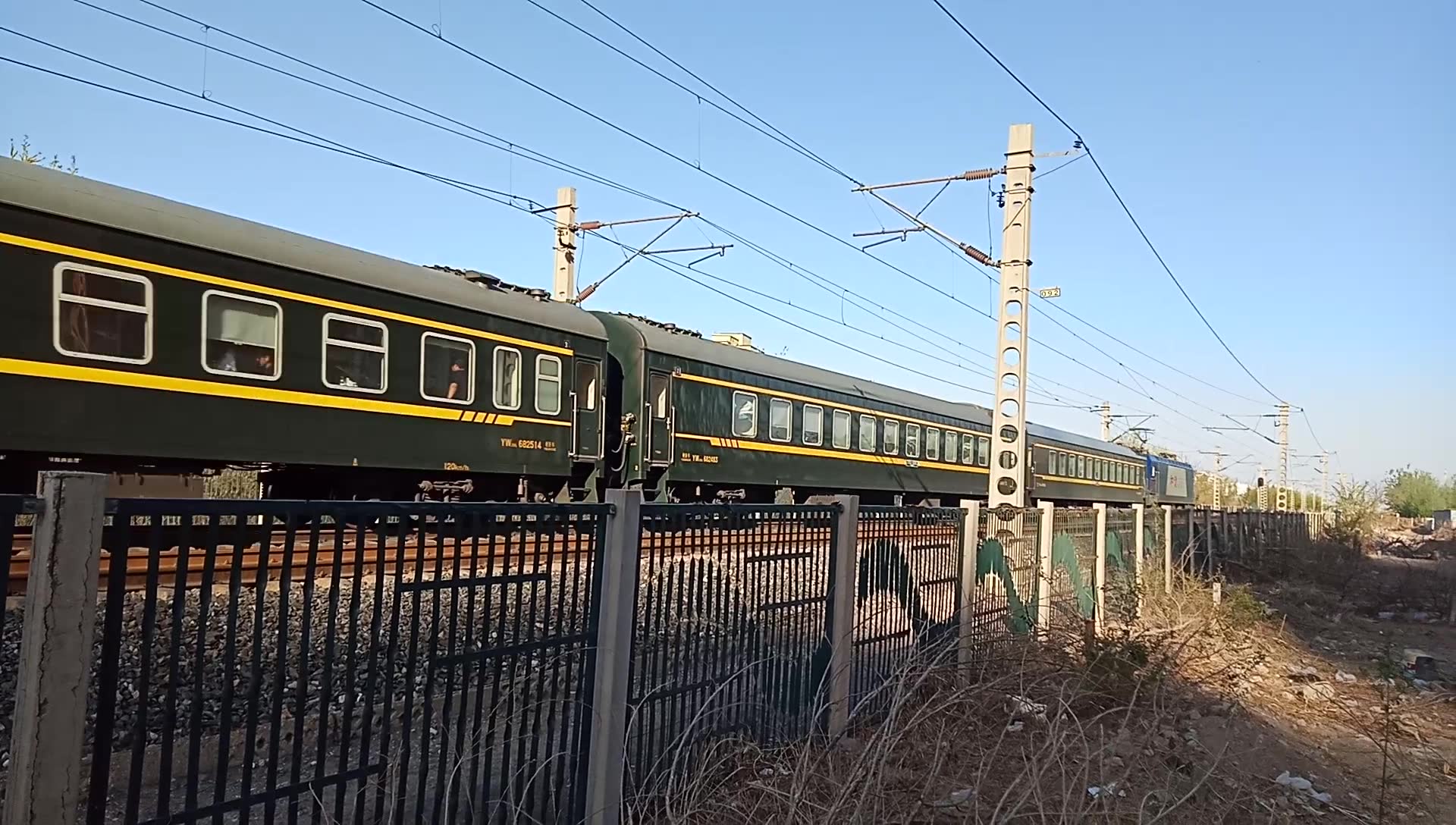 【中国铁路】津山线方山路拍车,k349次列车开往佳木斯方向.