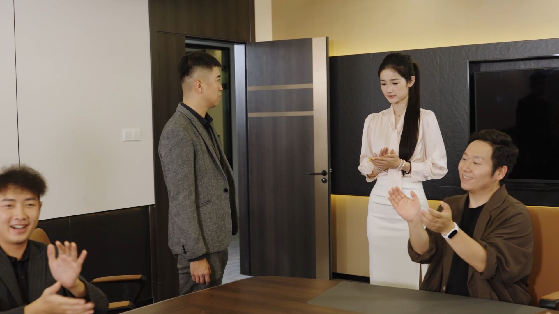 陈翔六点半 :当你的人生有了bgm，你还会选错吗