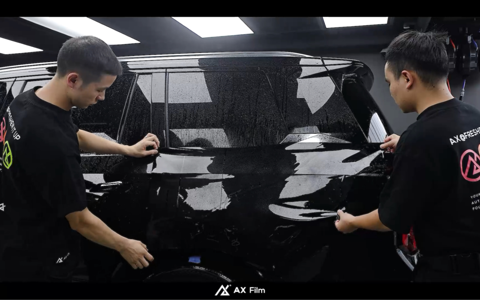 成都传奇gs8贴tpu自修复黑改色膜,成都愉航汽车贴膜改装工厂,成都贴膜