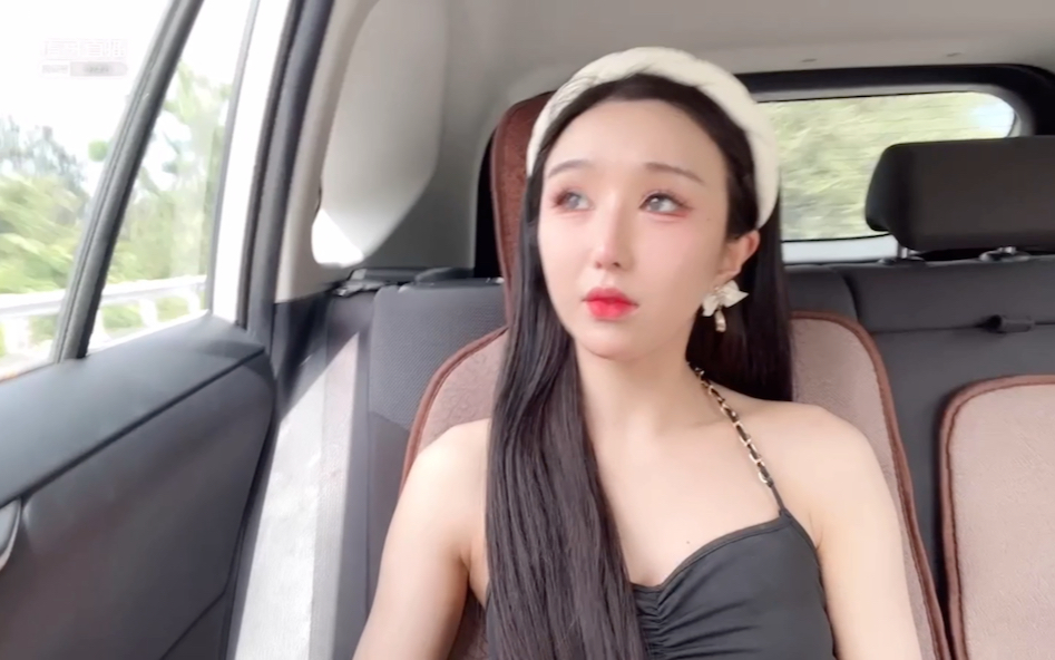 华星viki浈三亚旅游冲浪