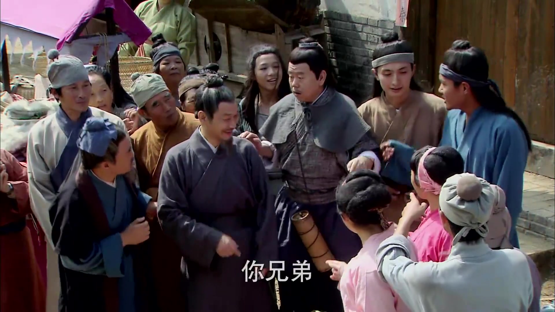 武松:武大郎卖炊饼,遇到打虎英雄游街,一看英雄竟是自己亲兄弟