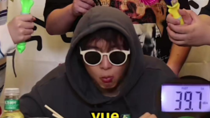 开学新人设1之 小潮院长