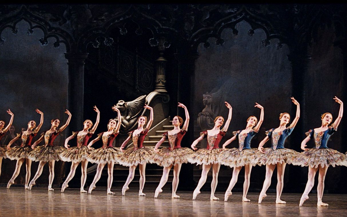 帕基塔舞段珍贵视频platellormeau1988