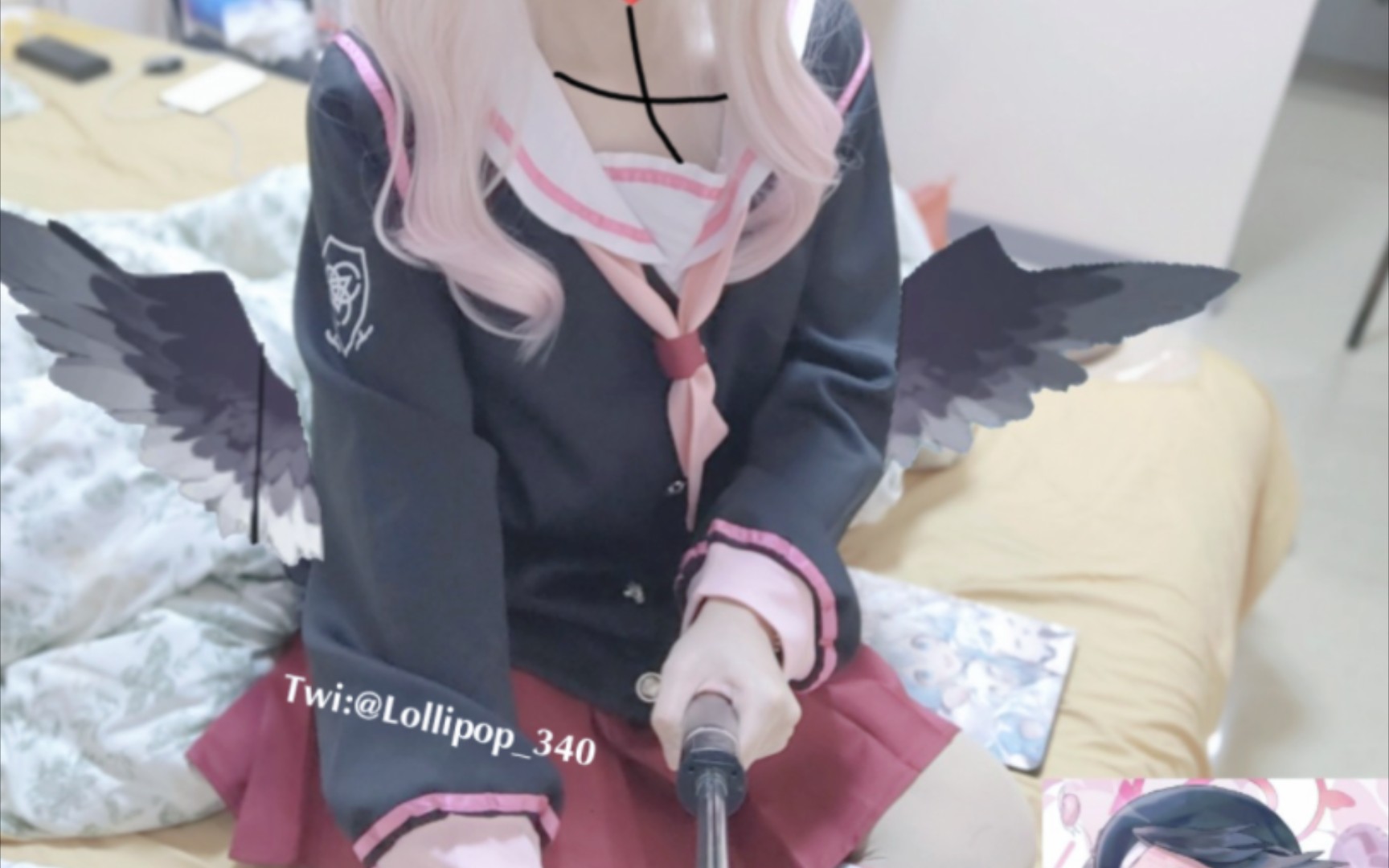 19岁男大学生cos了最喜欢的下江小春