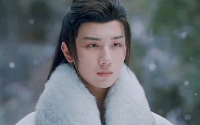 萧楚河让位于二哥白王,回归于江湖