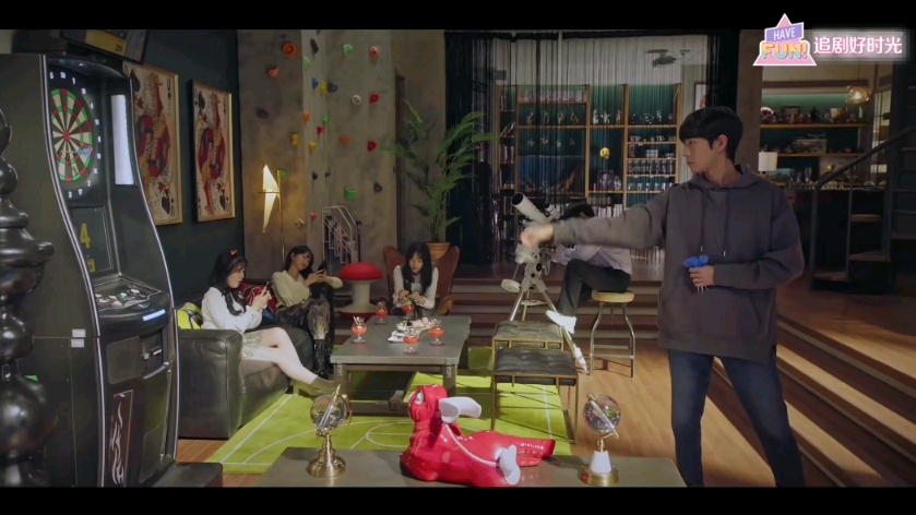 【顶楼1】夏恩星cut6 讨论雪雅死亡