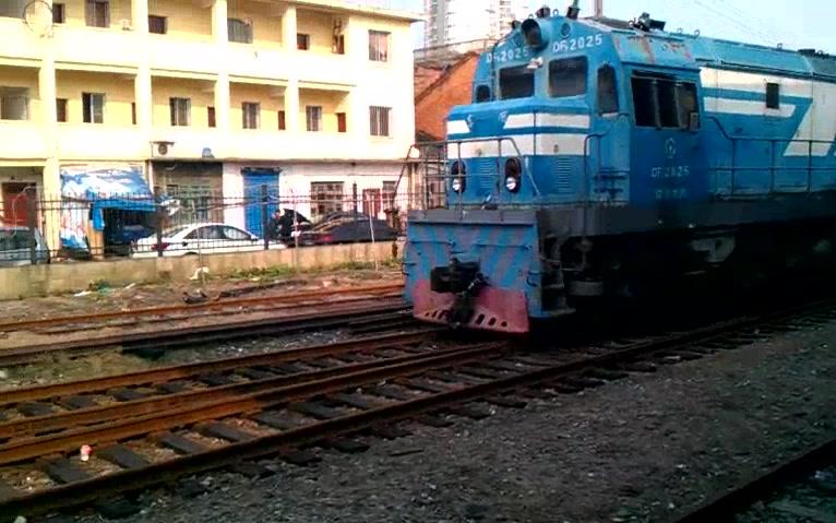 df5c2025在南昌西货场调车第一部