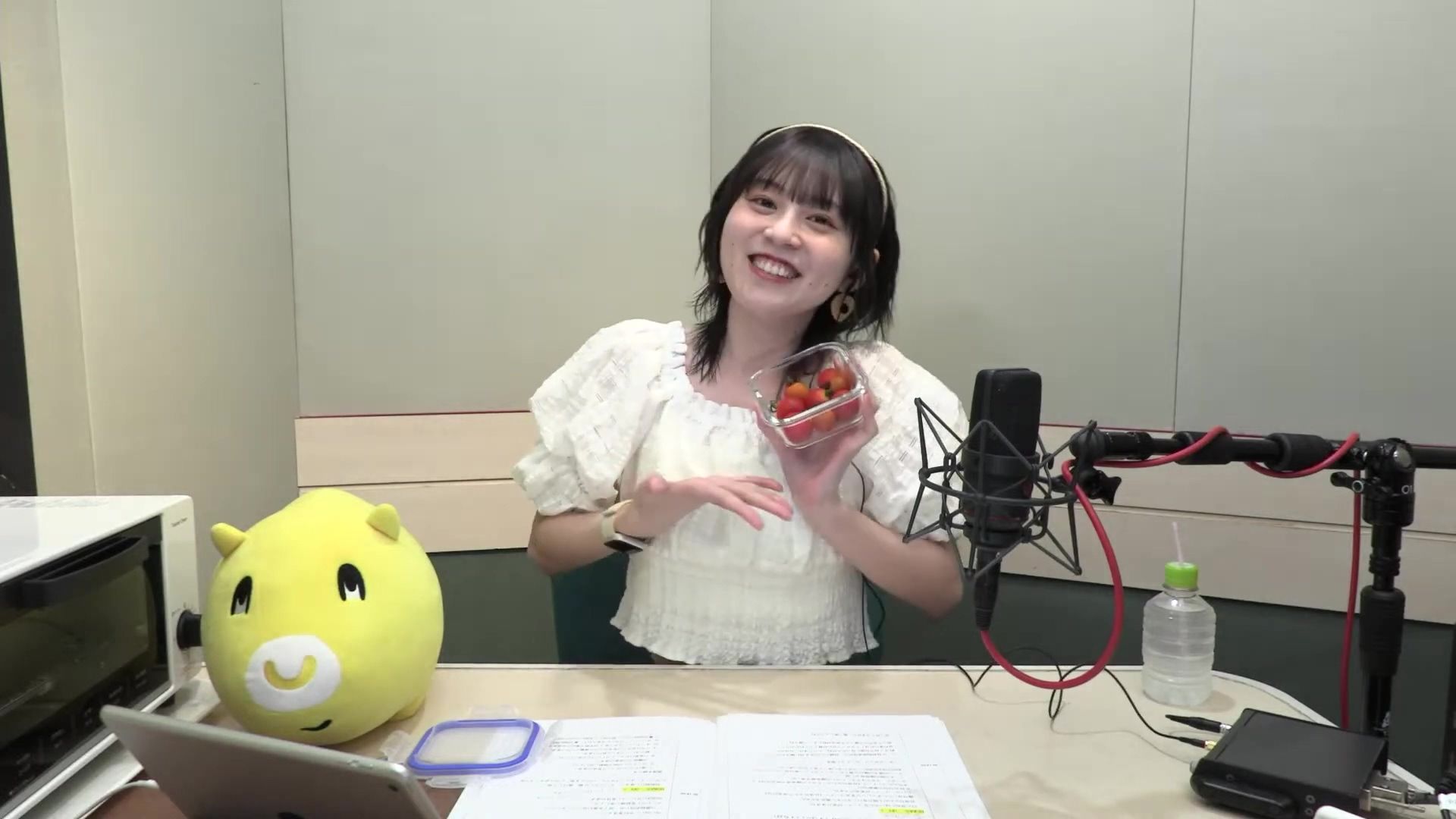 【中岛由贵】小番茄吃播(自由人電波局～ひとなみ～)