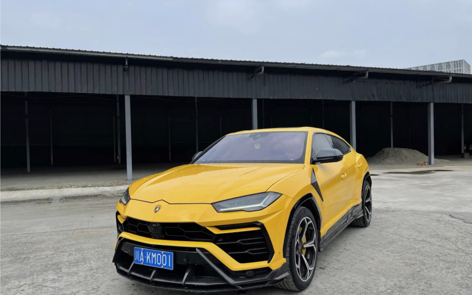 成都租车 兰博基尼urus