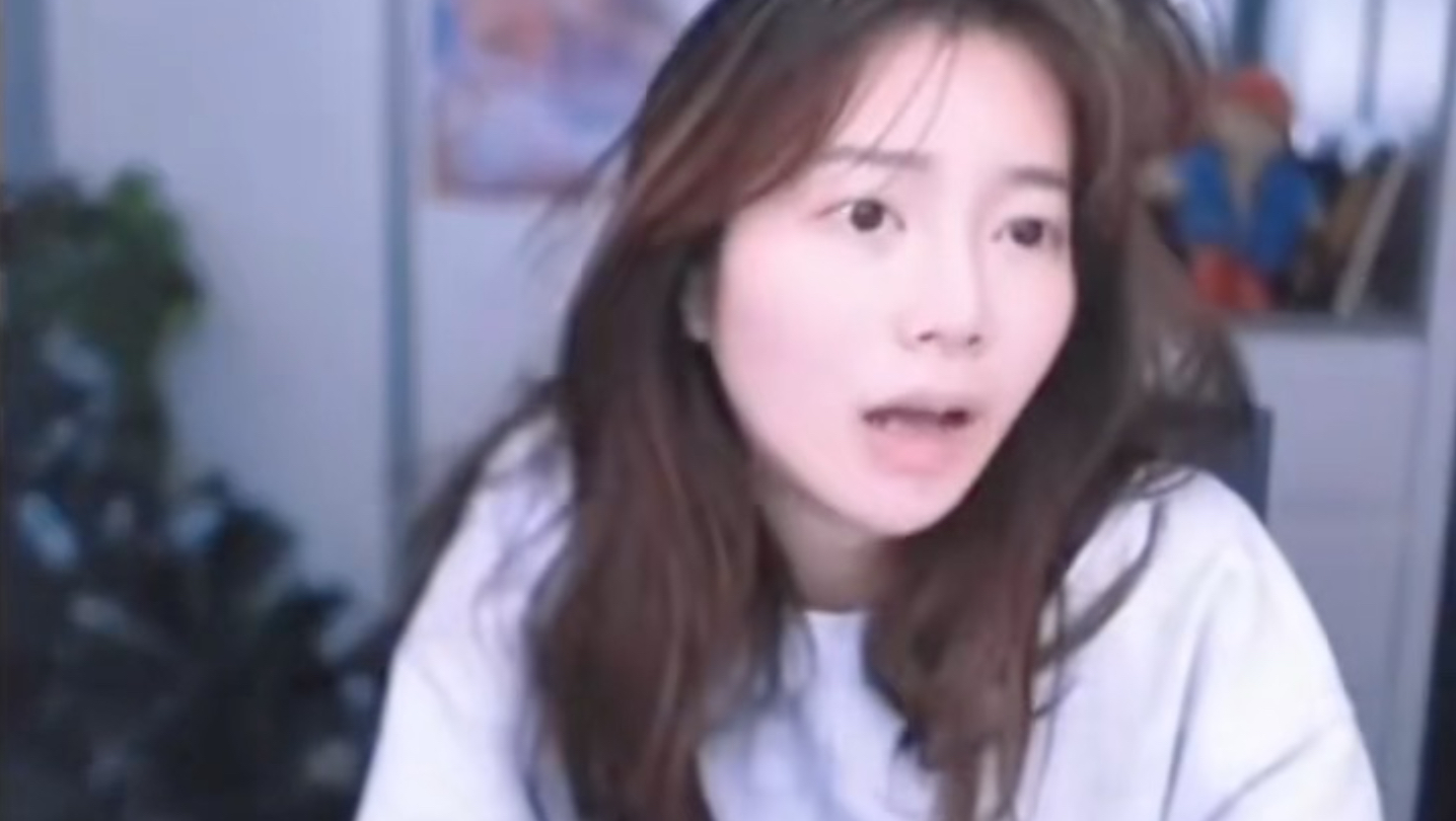 韩国股市崩盘，美女主播直接崩溃