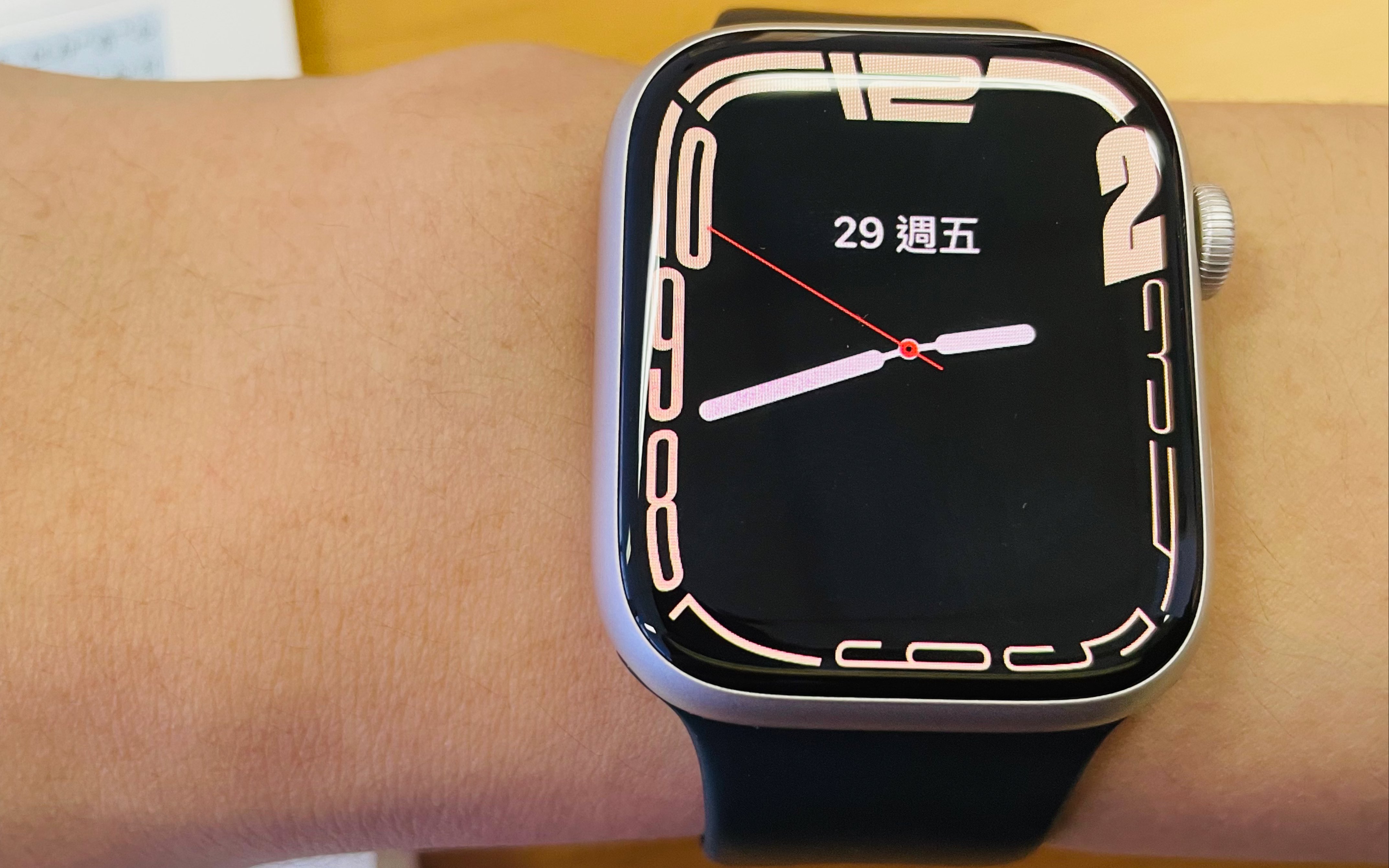 apple watch series7星光色开箱