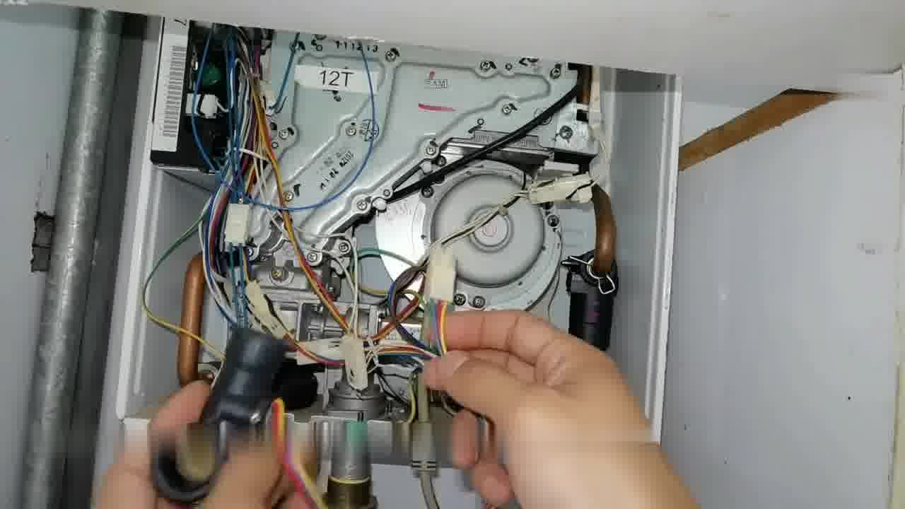 樱花热水器中途熄火显示符号快速解决故障