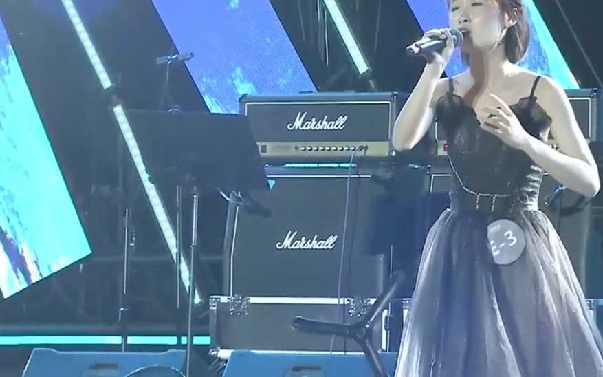 歌手模仿大赛:彩虹羽泉间奏solo02吉他solo0202翻弹3