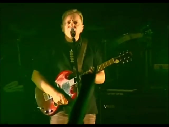 [图]New Order - 2005.11.14 Live at Manchester Apollo