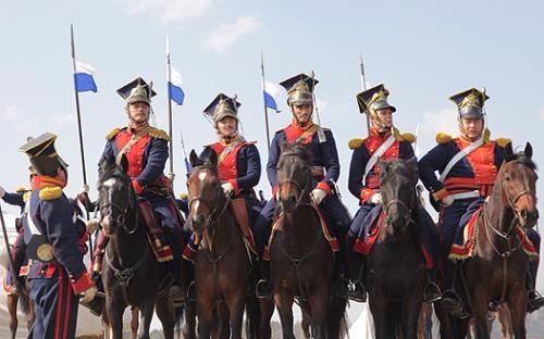 [图]纯剪辑（骑兵之歌），拿破仑入侵俄国背景，让你领略俄罗斯战争大片的风采