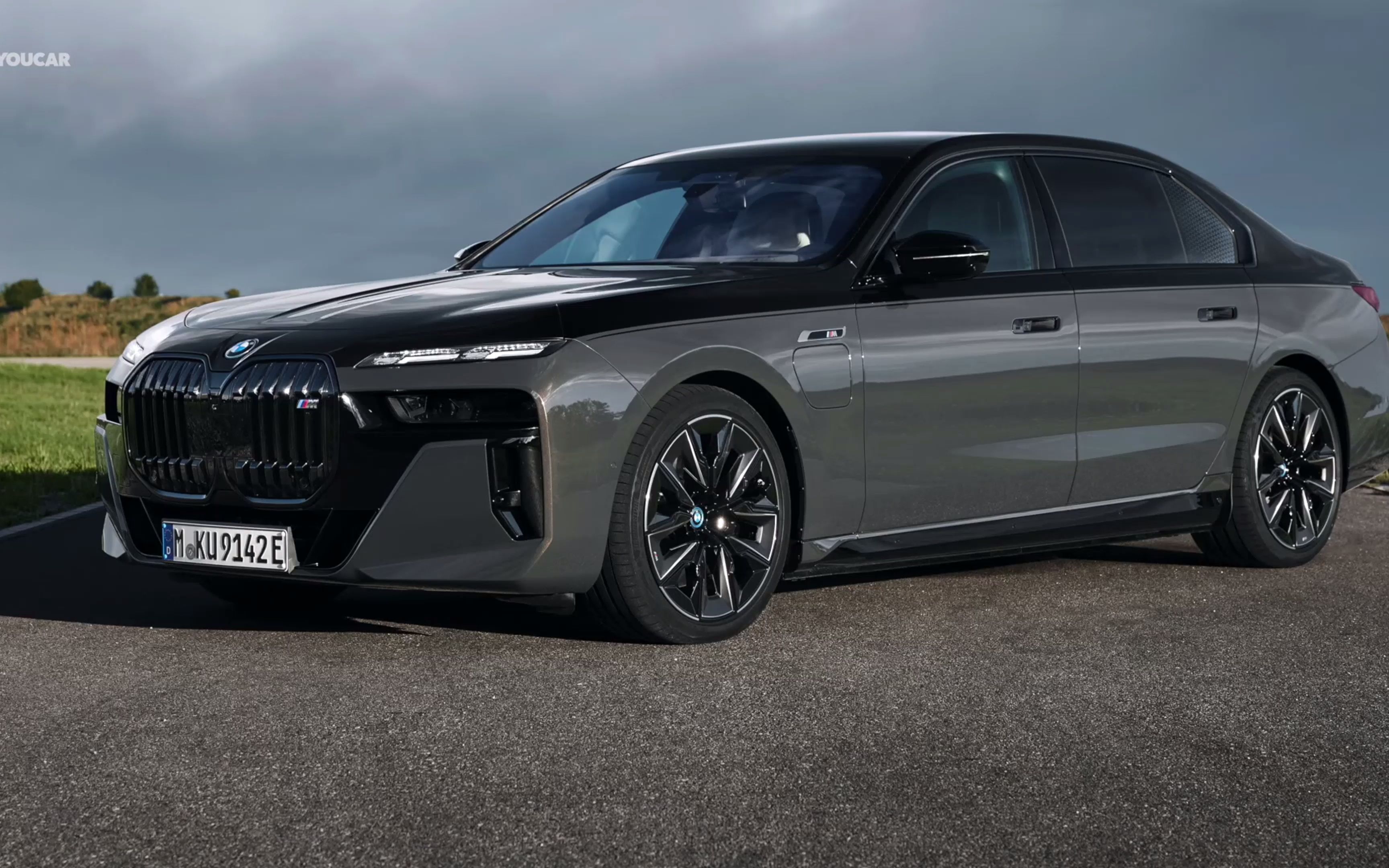 宝马 m760e概念视频