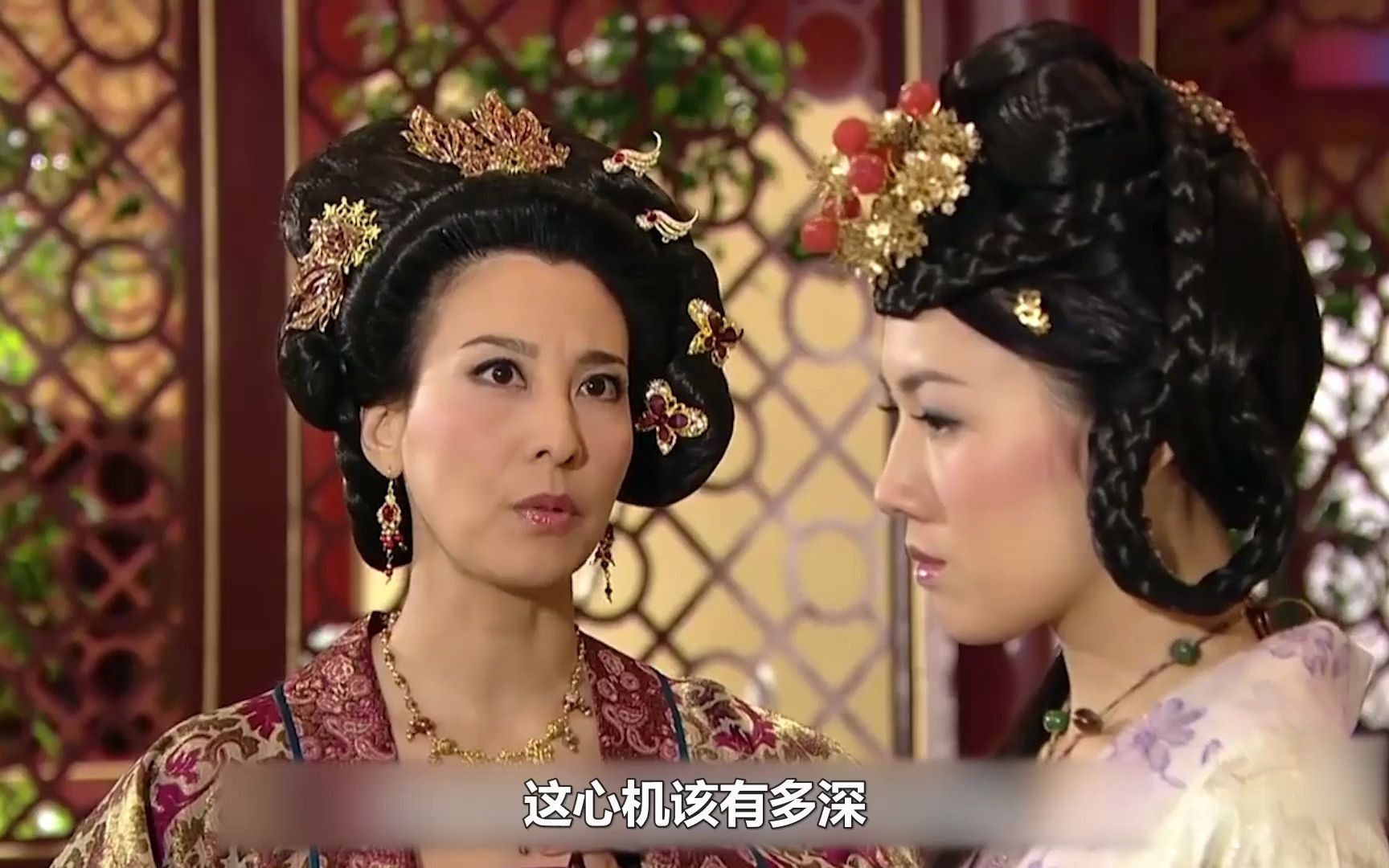 宫心计:宫女第一天当贵妃,精心打扮等皇上,不料等来一记耳光_哔哩哔哩