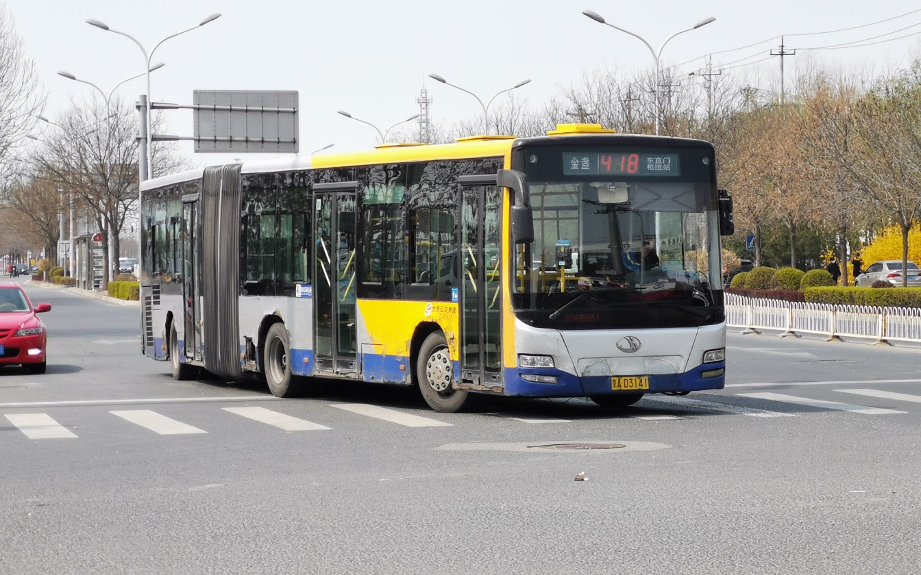 418路东直门枢纽站金盏原速