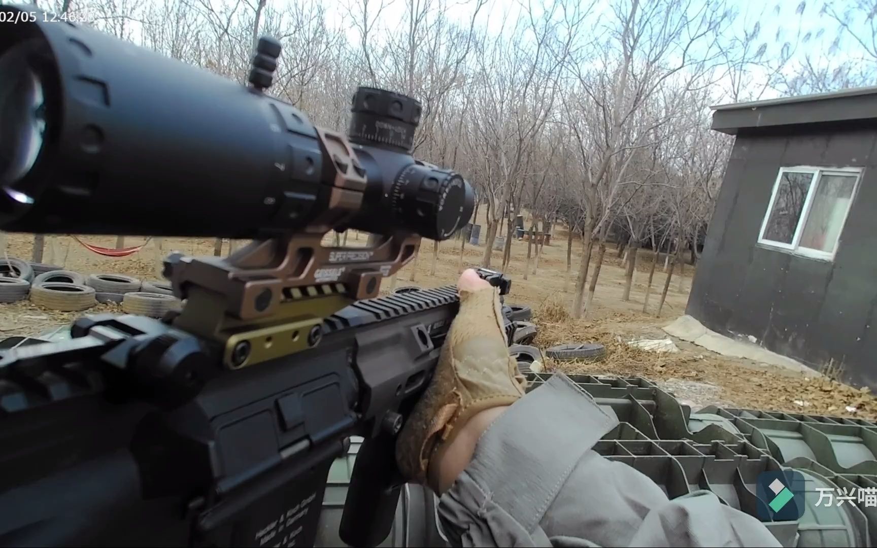 鹰山训练营凯光激光真人cs比赛(合法场地及装备)